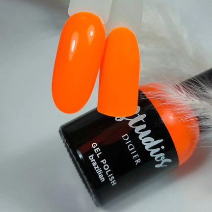 Vernis gel Studios, brésilien, 0,27 fl.oz / 8 ml